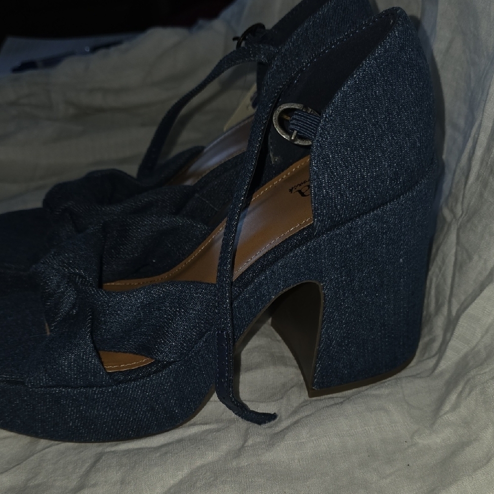 (J36) A.N.A. Blue Denium Wedge Heel Shoes with Textured Design - Picture 5 of 10